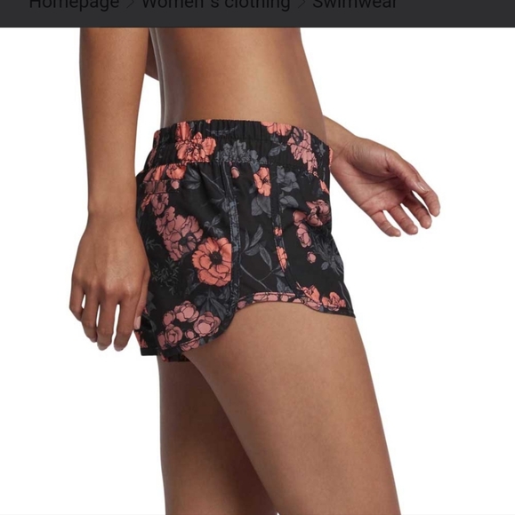 Hurley boardshorts - Picture 3 of 3